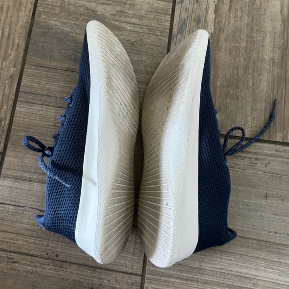 Allbirds Women's Tree Runners size 10 - Picture 7 of 9